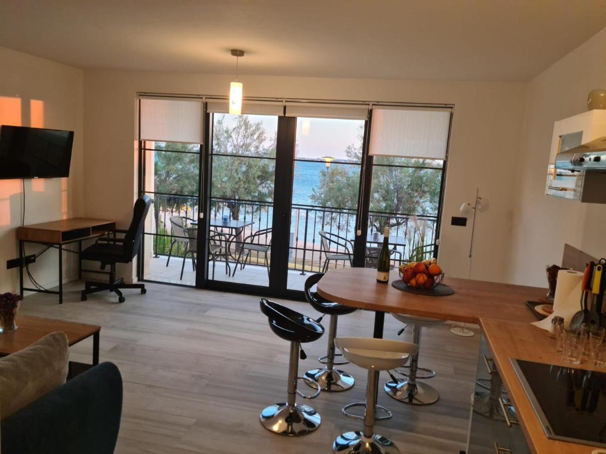 Appartments Akrapovic Врси Экстерьер фото